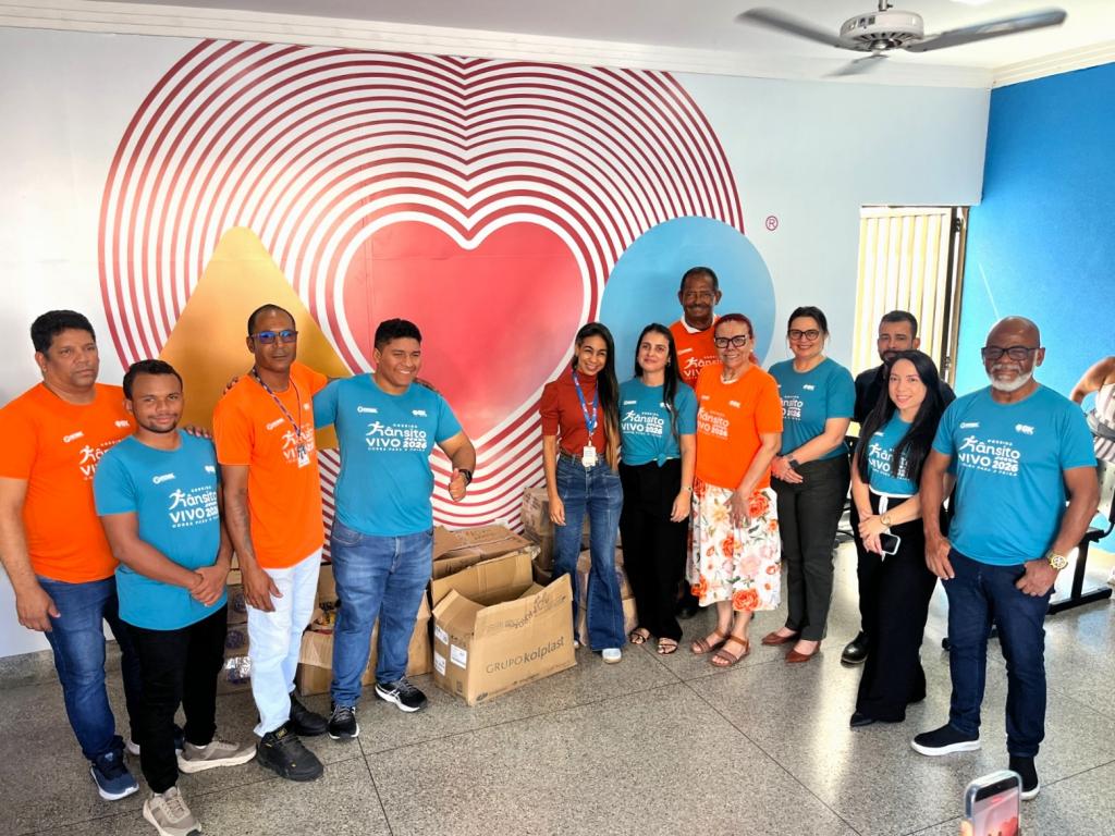 SMTT inicia entrega de mais de 3 toneladas de alimentos arrecadados em corrida