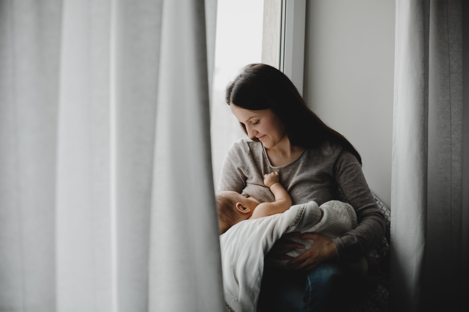 Teste da linguinha e amamentação: proteja fala e respiração dos bebês