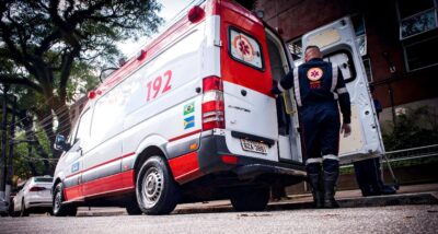 Trio armado invade residência e fere casal a tiros em Poço Verde