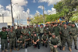 Integrantes do GVEB no Desfile Cívico-Militar de 7 de Setembro, em Aracaju